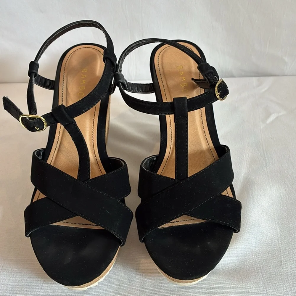 Bamboo Black velvet platform strappy summer sandals size 7 party cocktail sexy